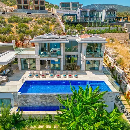 Kalkan Esra Hotel